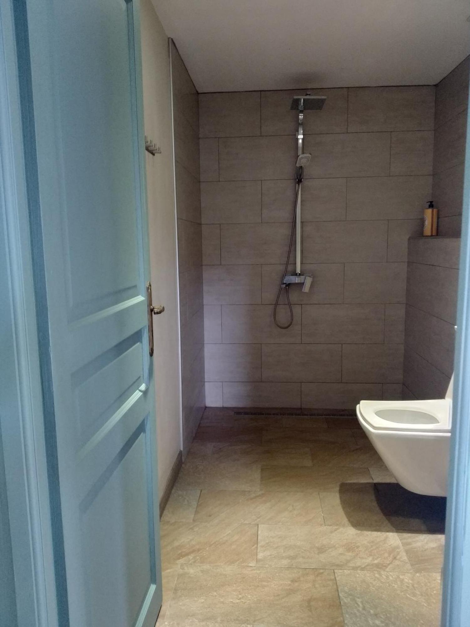 Chalet Ohana, Airport Family House パペーテ エクステリア 写真