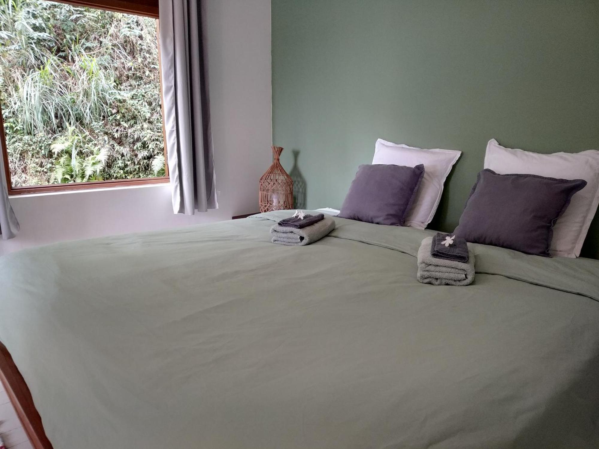 Chalet Ohana, Airport Family House パペーテ エクステリア 写真